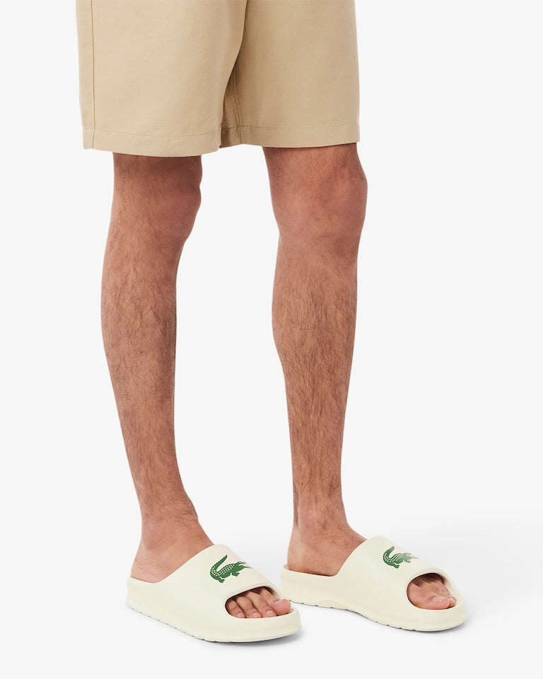 Мъжки чехли Men’s slippers Lacoste Serve Slide 2.0 48CMA0022-1Y5 Off White / Dark Green close up view