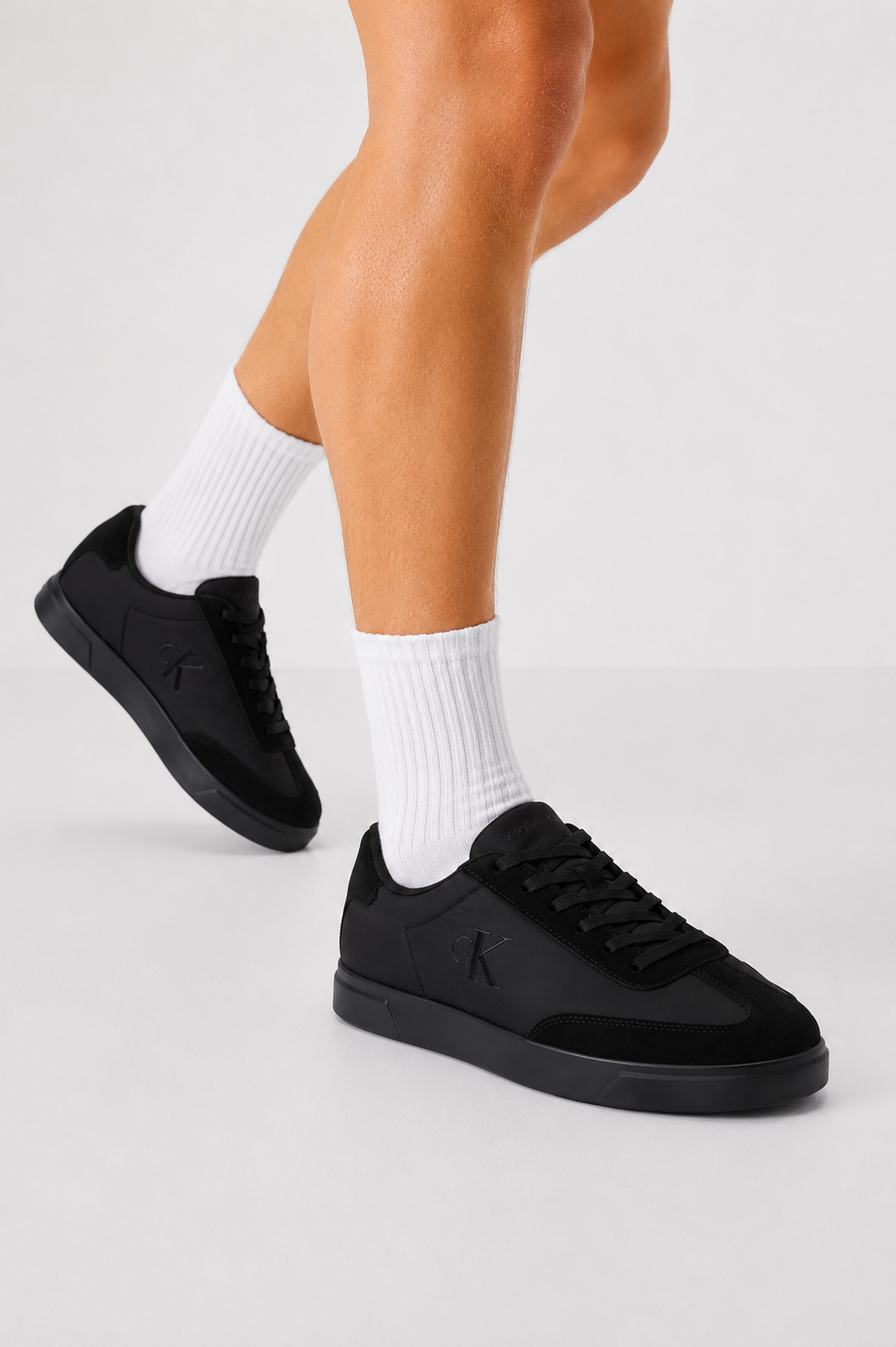 Мъжки кецове Men’s sneakers Calvin Klein
HM0HM02202 Black lifestyle view