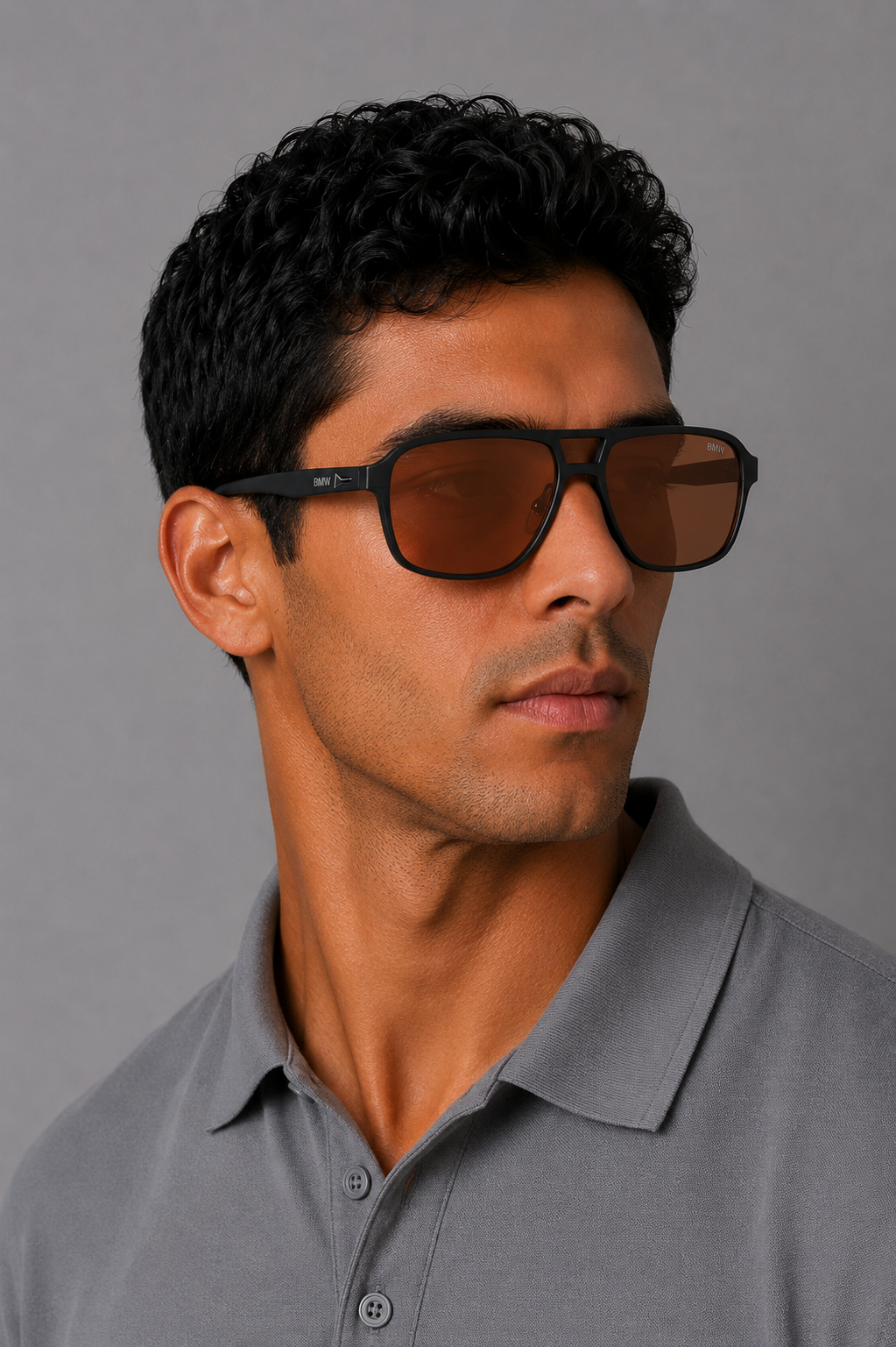 Мъжки слънчеви очила Men’s sunglasses BMW
BW0043-H 09U Gunmetal lifestyle view
