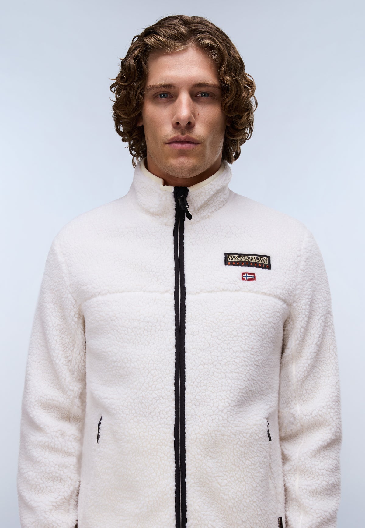 Men’s zip-up fleece jacket Napapijri Tynik
NP0A4IA9T TYNIK FZ N1J White close up view