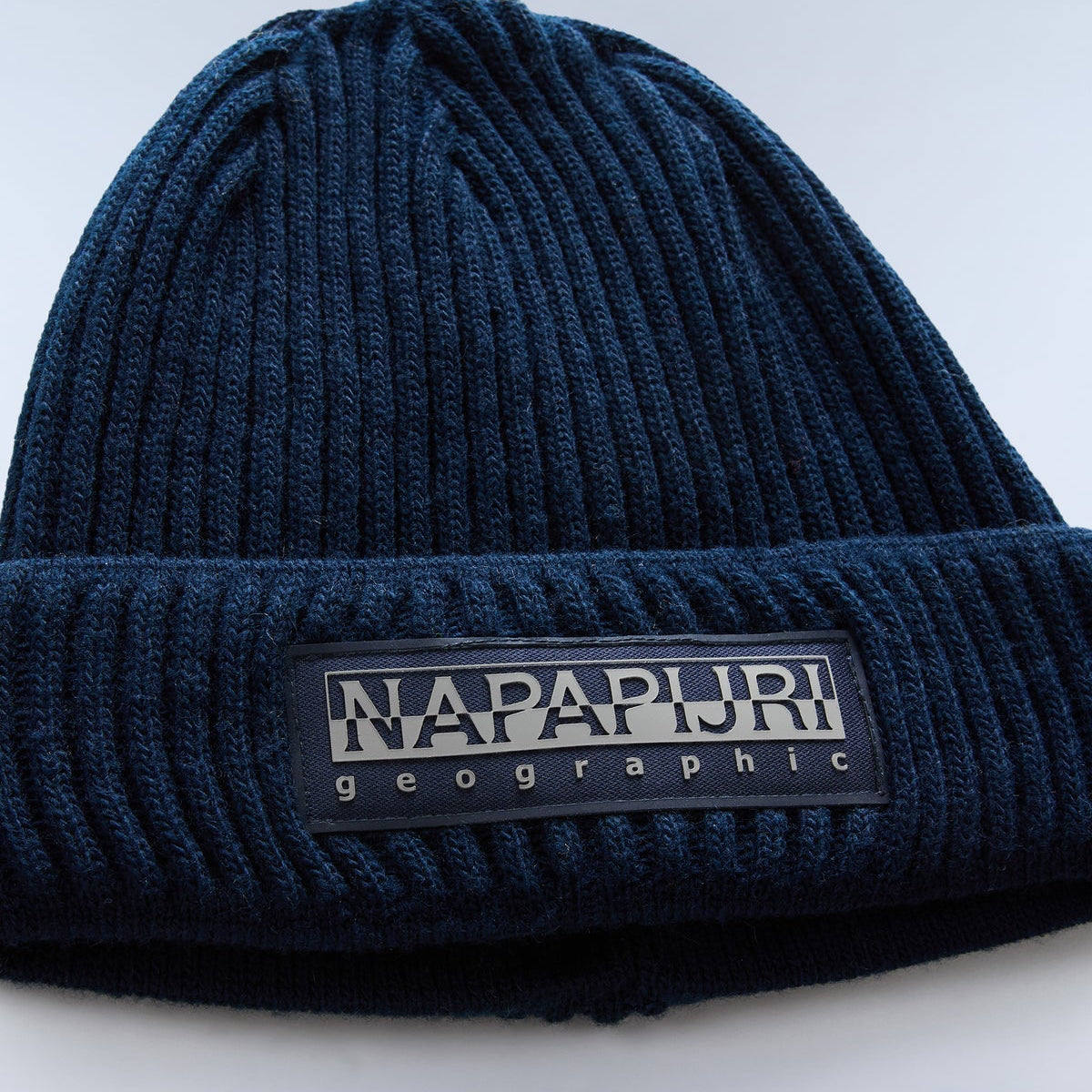 Unisex beanie Napapijri Vispa
NP0A4HXMF 176 Dark Blue