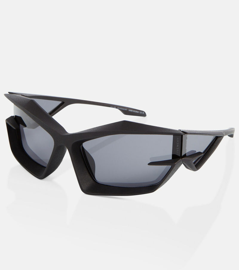 Слънчеви очила Unisex sunglasses Givenchy GIV CUT BR007GR04 A001 Black angled view
