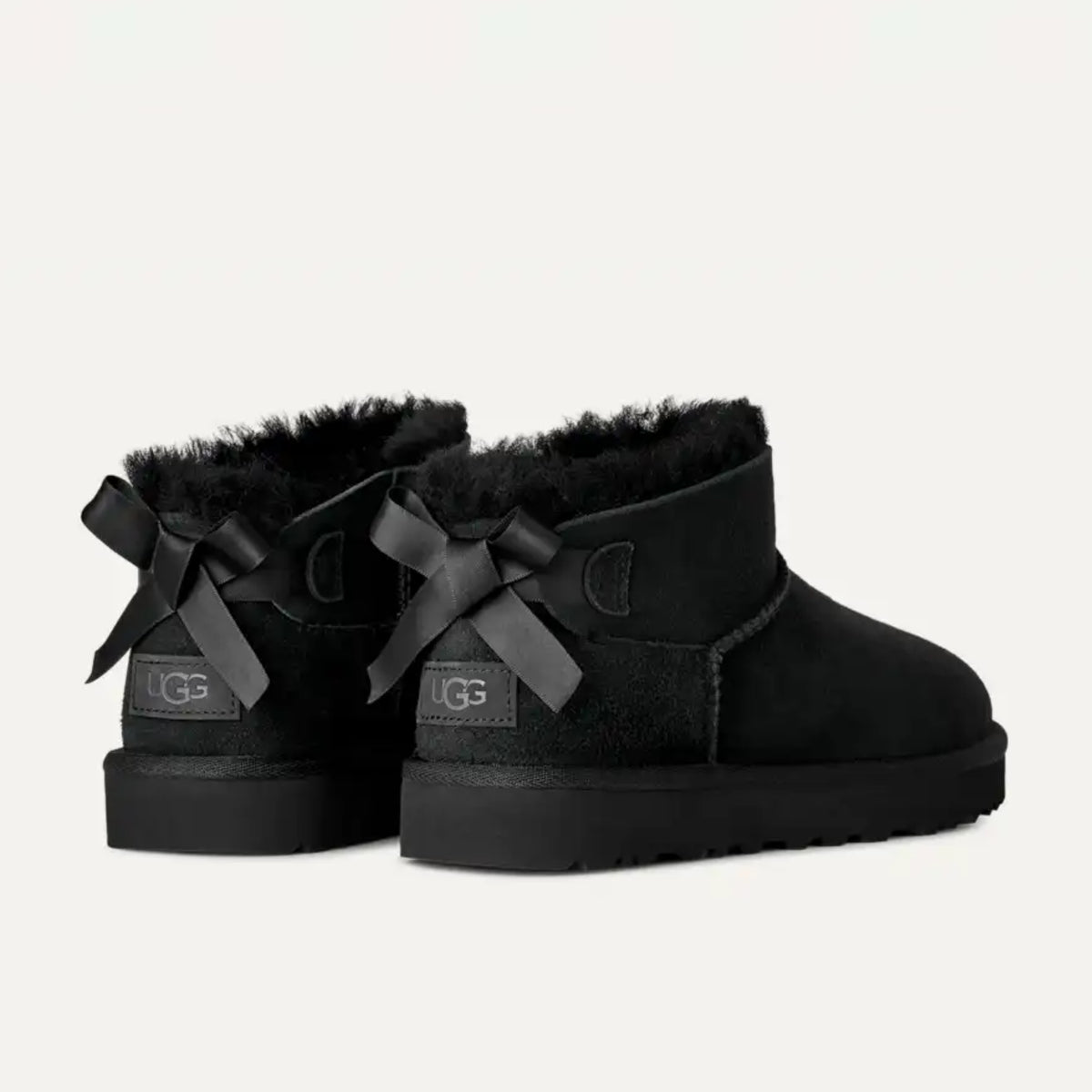 Дамски боти Women’s UGG Ultra Mini Bailey Bow Boots 1185491 Black heels view