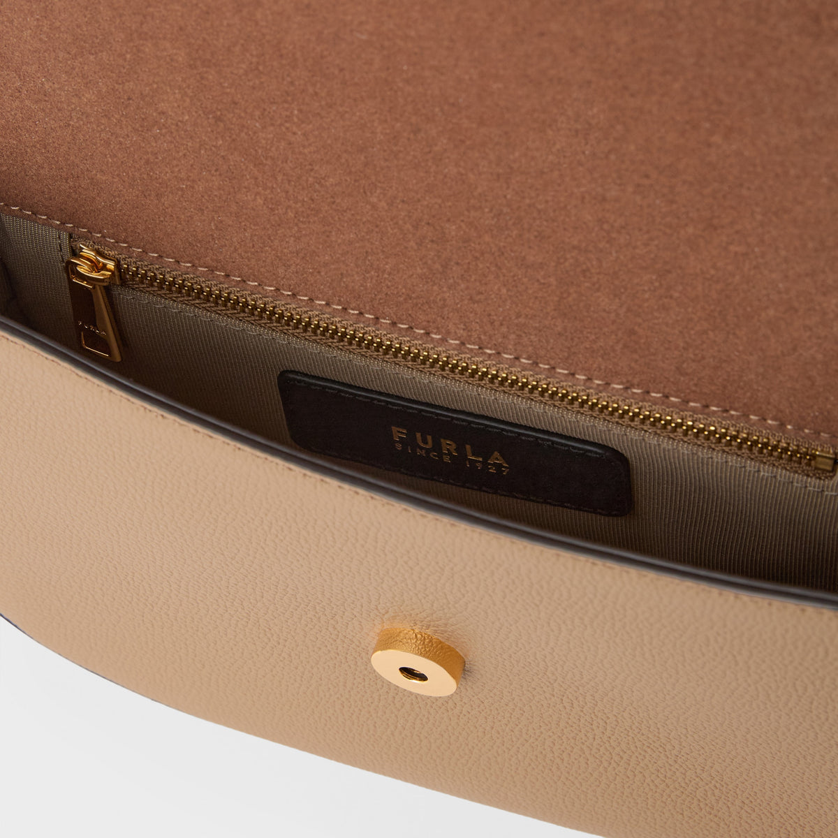 Women’s crossbody bag Furla Moonlight S
WB01887_BX3036_1002_4489S Toffee inside view