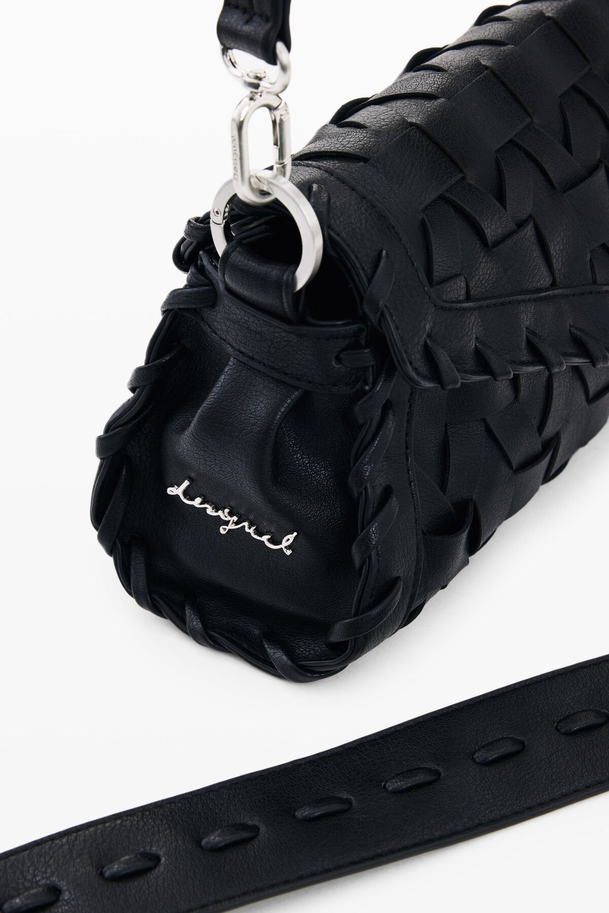 Дамска чанта Women’s handbag Desigual
26SAXPA1 2000 Black logo view