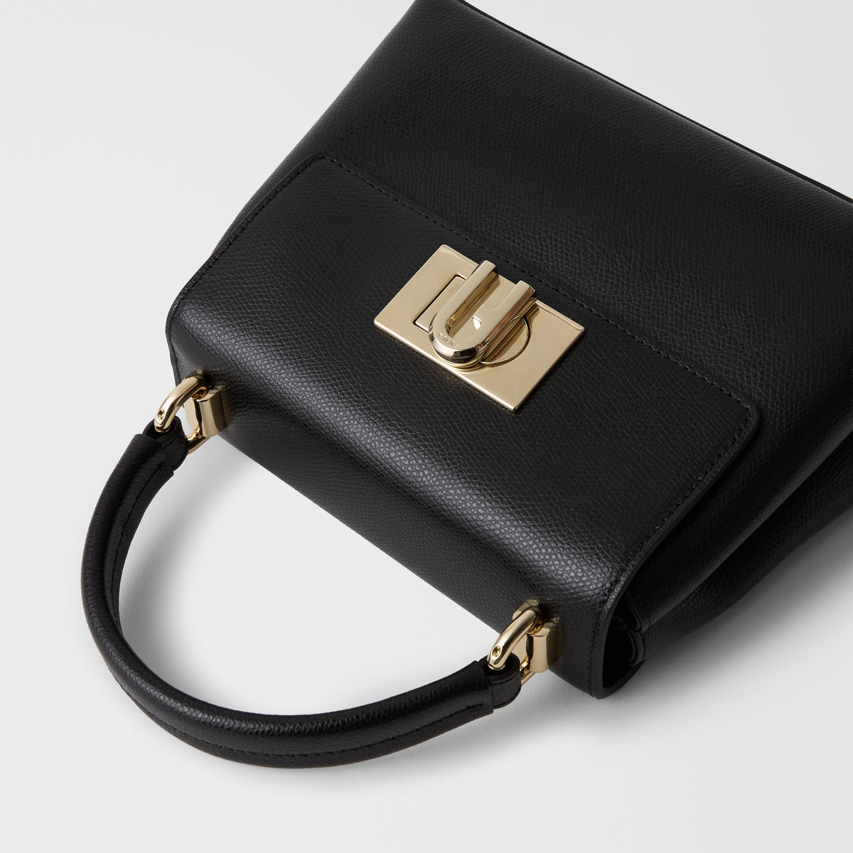 Women’s handbag Furla 1927 Top Handle Mini
WB00109_ARE000_1007_O6000 Black top view