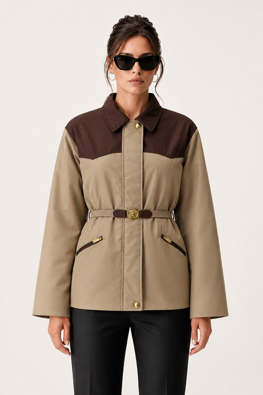 Дамско яке Women’s jacket Versace
10270091A187822NG10 Beige / Brown lifestyle view