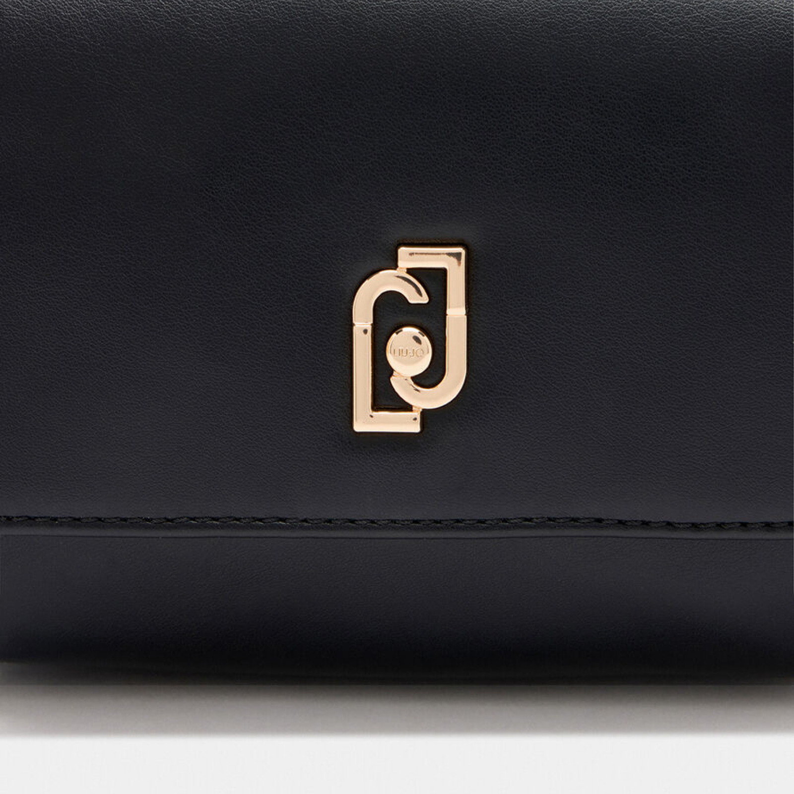 Дамска раница Women’s rucksack Liu Jo Achala
AF5324 E0077 22222 Black logo view