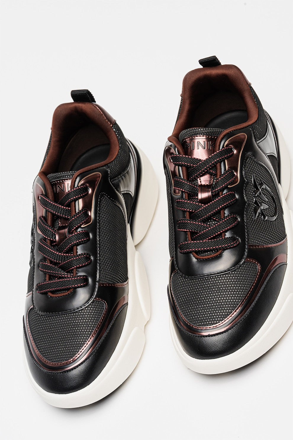 Дамски кецове Women’s sneakers Pinko Alba 03
SS0211P027 Z99 Black angled view