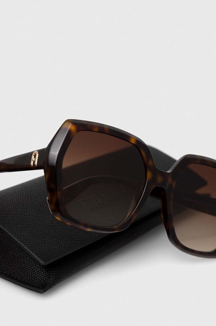 Дамски слънчеви очила Women’s sunglasses Furla SFU620 560706 detail view