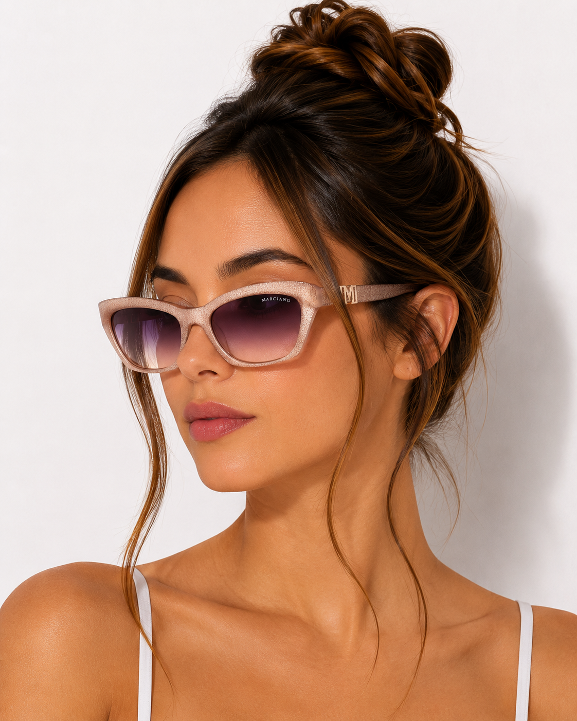 Дамски слънчеви очила Women’s sunglasses Marciano by Guess GM00008 57Z Beige lifestyle view