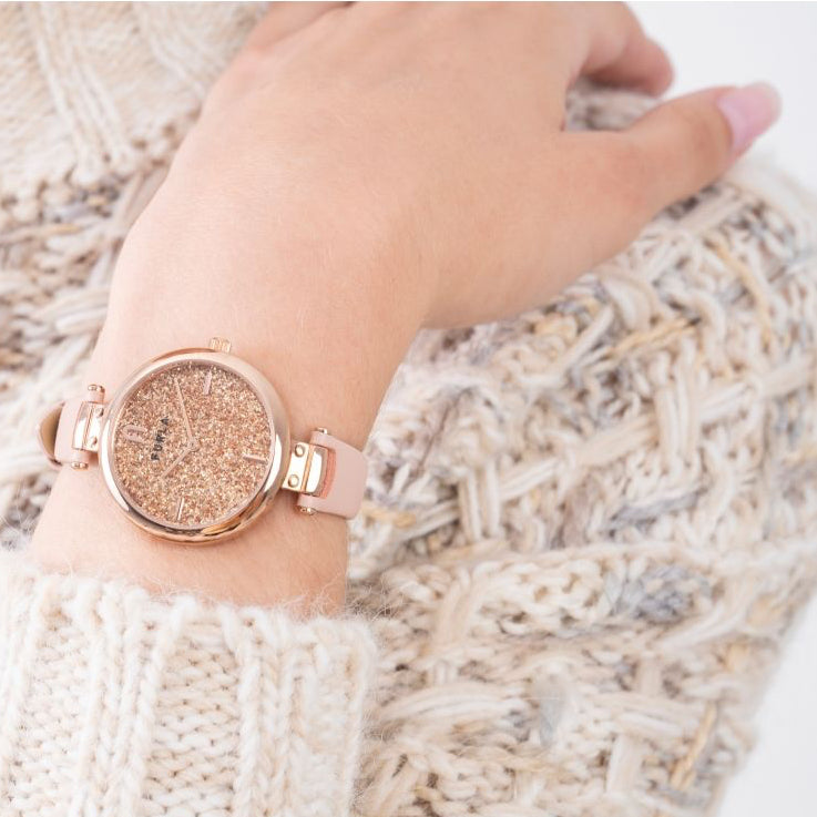 Дамски часовник Women’s watch Furla WW00018008L3 Rose Gold lifestyle view