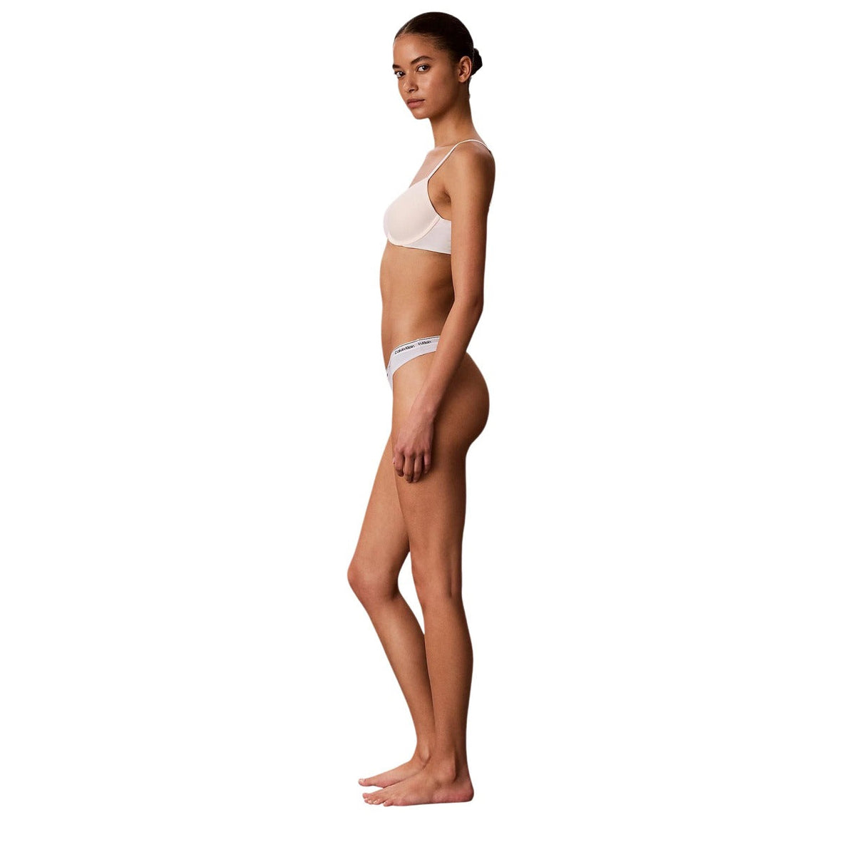 Дамски прашки Calvin Klein Women 3-Pack Thongs LV00QD5209 GG2 Side View