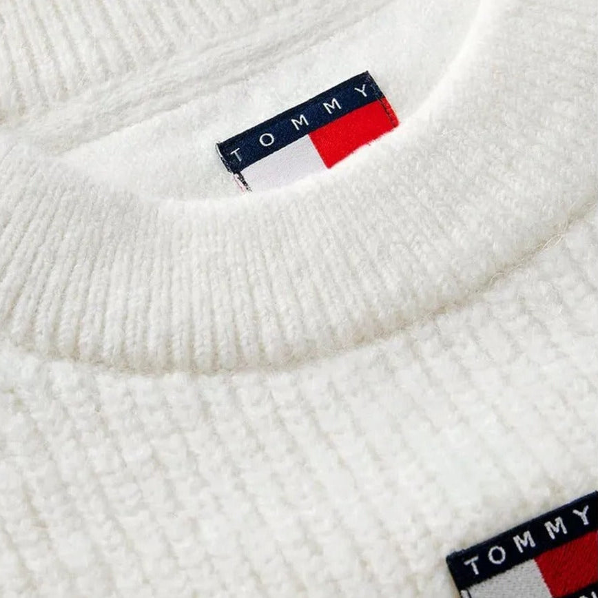 Дамски пуловер Tommy Hilfiger Jeans Women Sweater DW0DW22024 YBH Close-Up