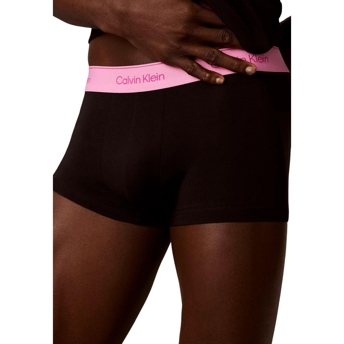 Мъжки боксерки Calvin Klein Men Boxers NB4550 4X4 Close-Up