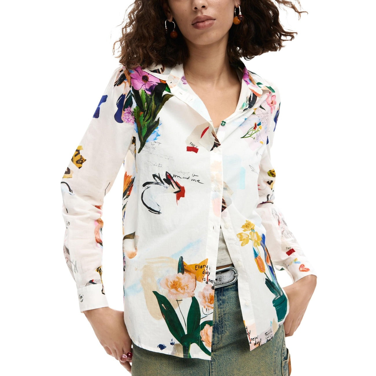 Дамска риза Desigual Women Shirt 26SWCW21 1000 Front View