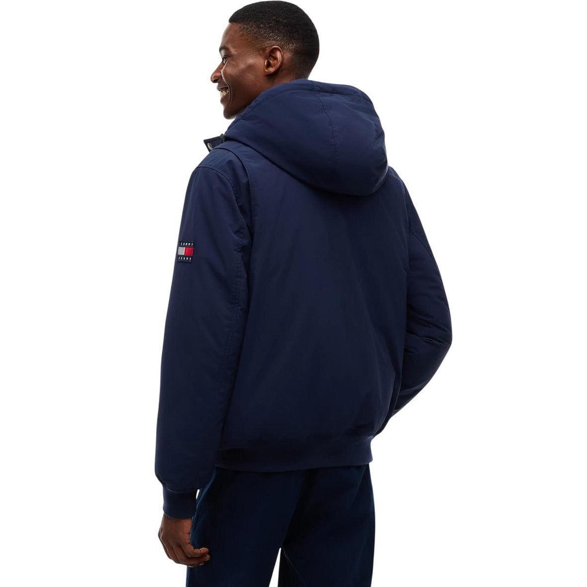 Мъжко зимно яке Tommy Hilfiger Jeans Water Resistant Men Jacket DM0DM22032 C1G Back View