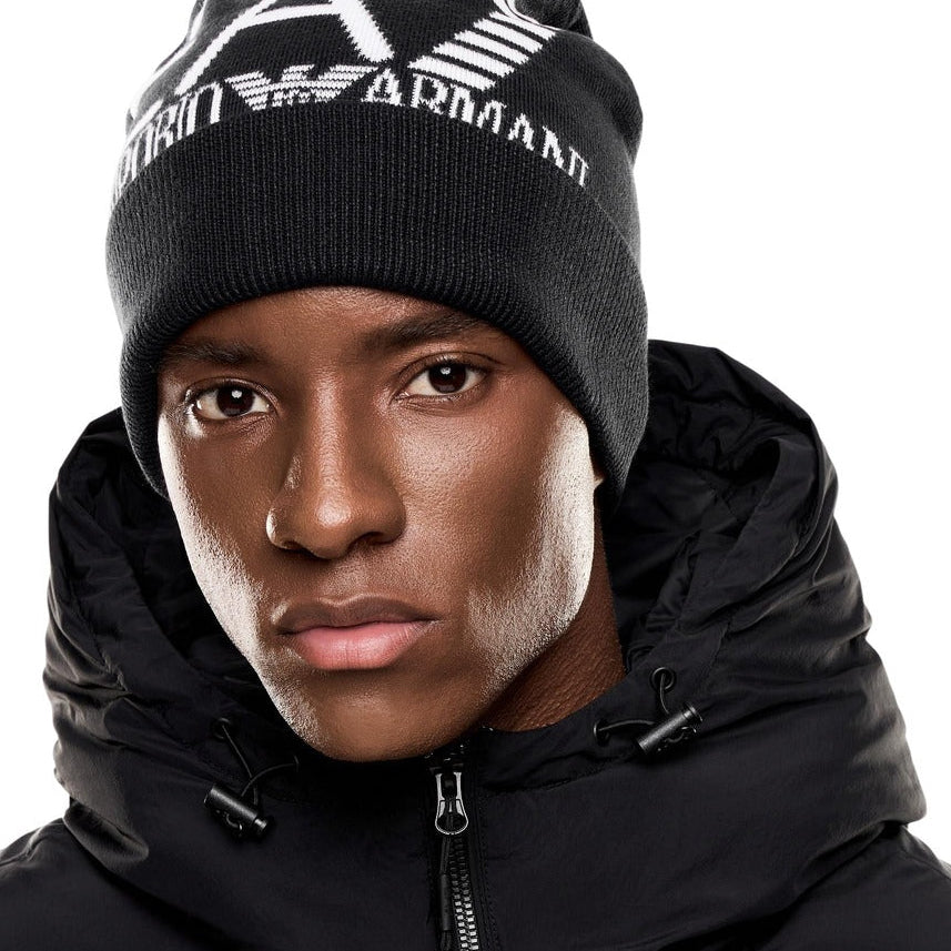 Мъжка зимна шапка EA7 Emporio Armani Men Hat 7X000006 AF11994 UC001 Model View